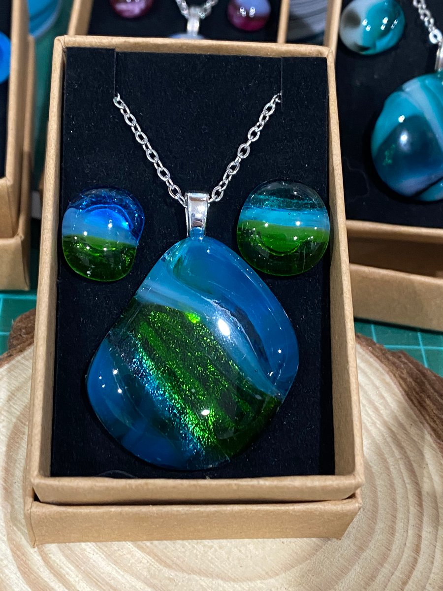 Blue and Green glass pendant and stud set