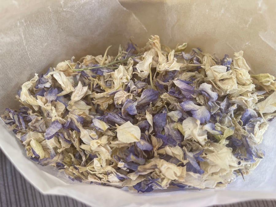 20 bags of cornflower blueconfetti sealed with thank you for sharing our day