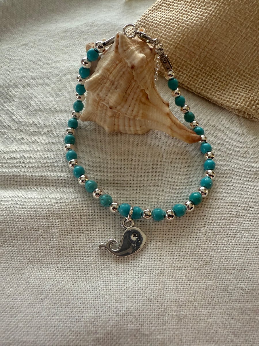 Silver plated beaded Whale Charm Bracelet 