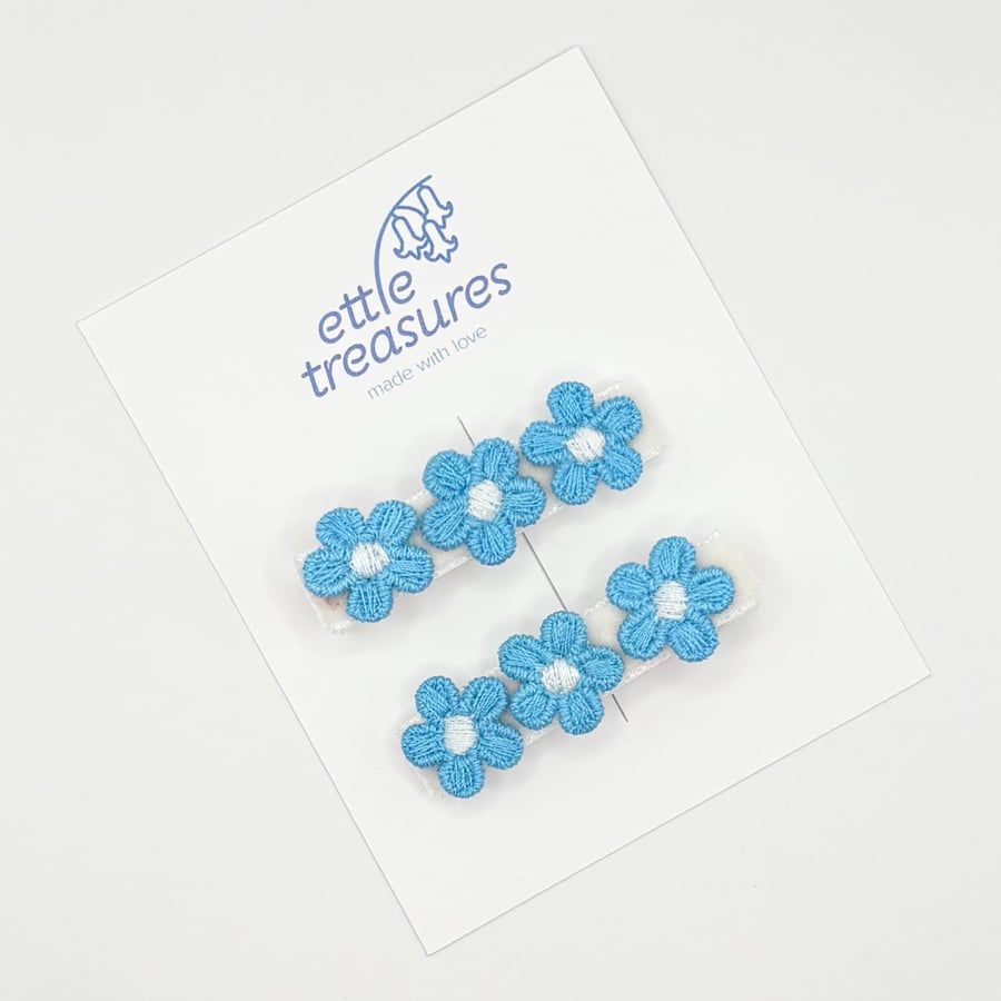 Blue flower Hair clips 