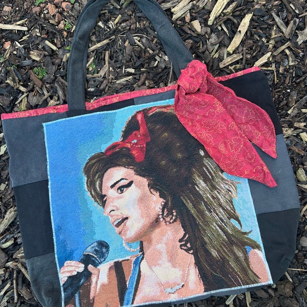 Patchwork denim tote bag - Amy Winehouse