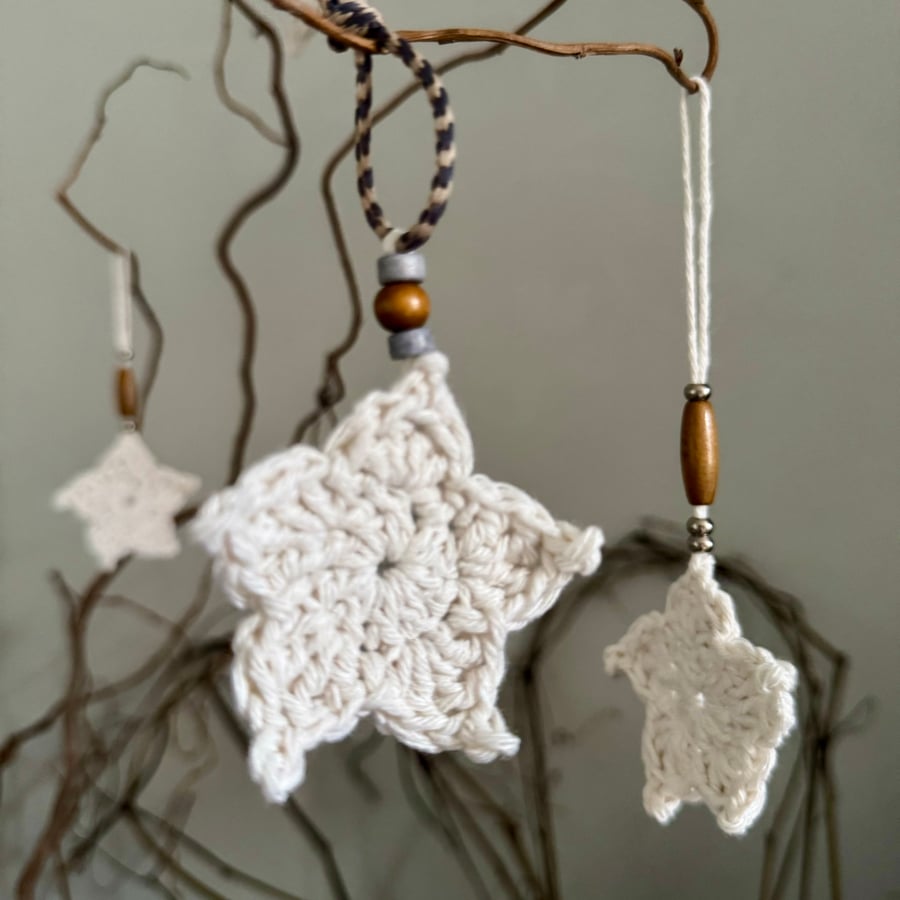 Scandi Christmas star decorations. Set of 5 crochet star hanging decorations 