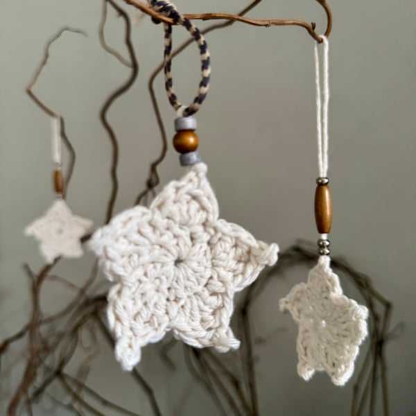 Christmas star decorations. Set of 5 crochet star hanging decorations 