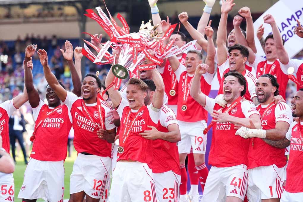 Arsenal FC Premier League Champions 2025-26 Photograph Print