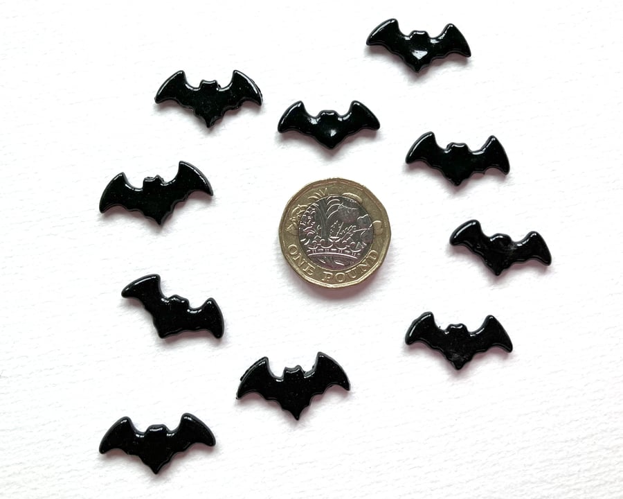 Pack of 10 smaller bats made with Bullseye 90coe glass, halloween