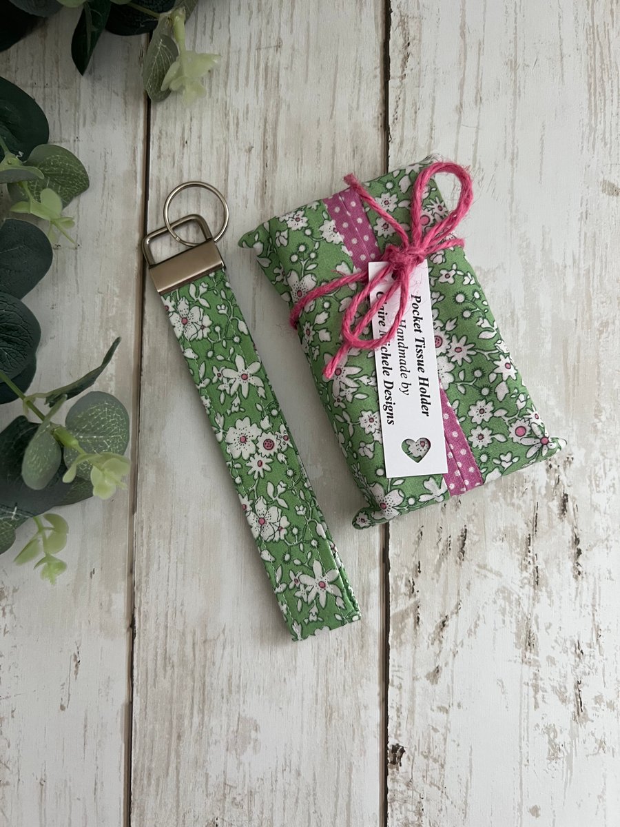 GIFT SET: Pocket Tissue Holder & Key Ring, Green and White Floral, Gifts for her