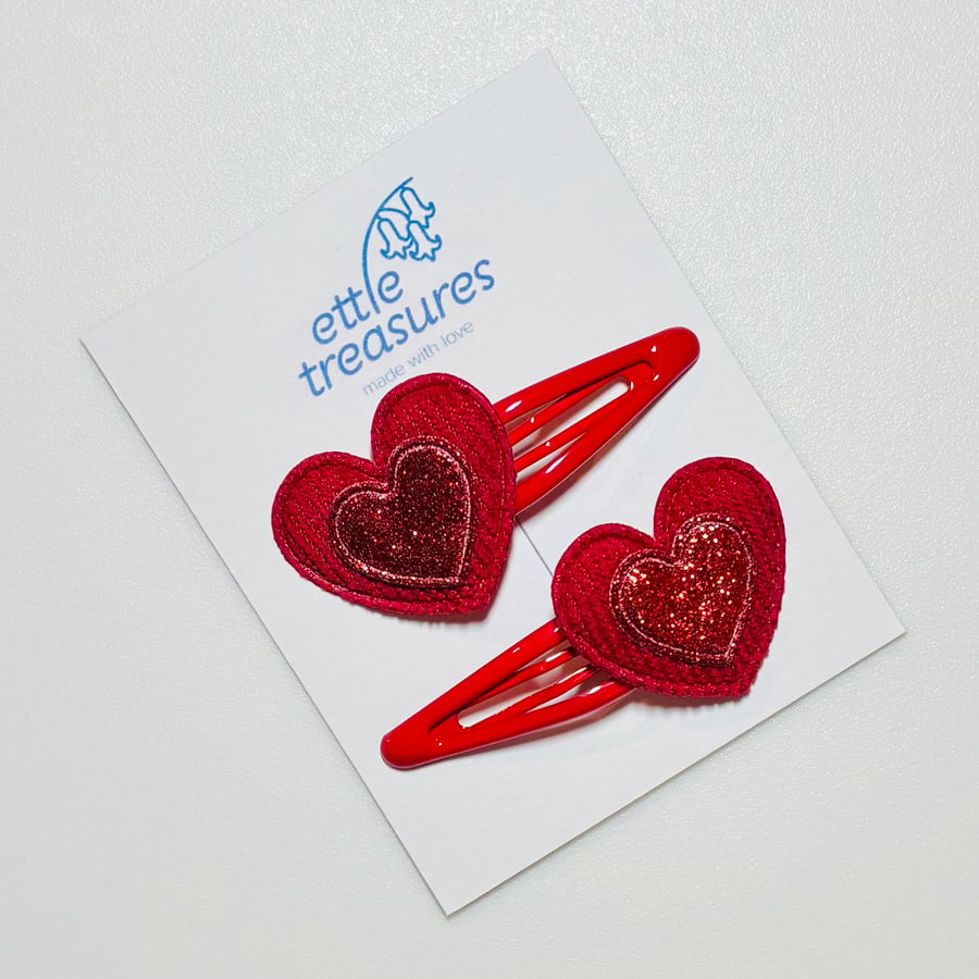 Valentine sparkle heart hair clips 