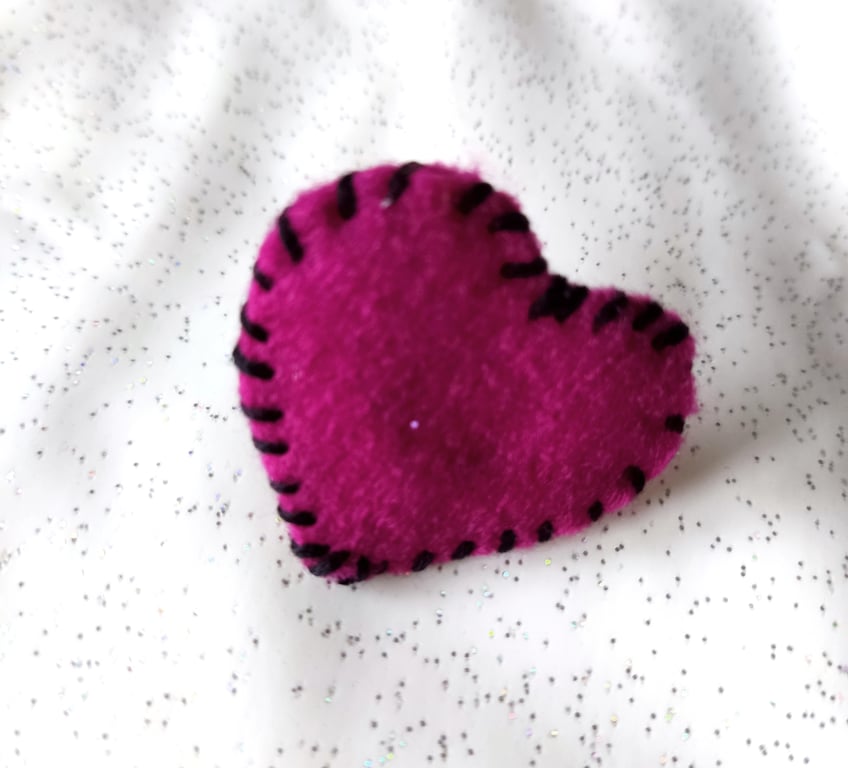 Handmade heart felt ring