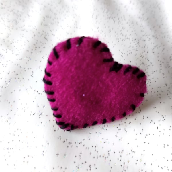 Handmade heart felt ring