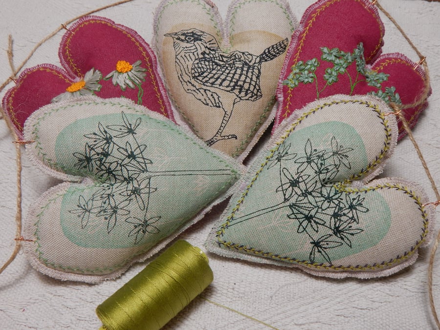 Wren and Wild flowers and Hearts - 65 cm - Bunting, wall hanging