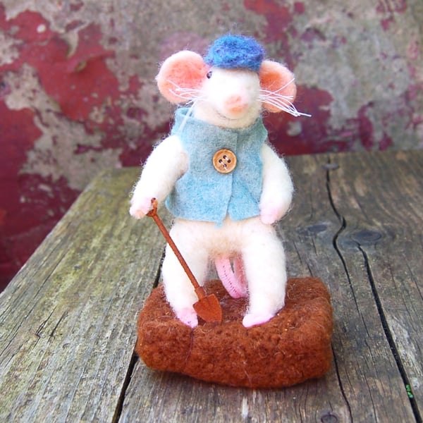 Gardening mouse    - needlefelt wool textile art.  