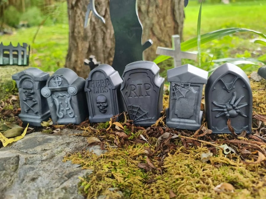 Handmade Resin Headstones x2-  Gravestones, Spooky, undead, horror garden décor,