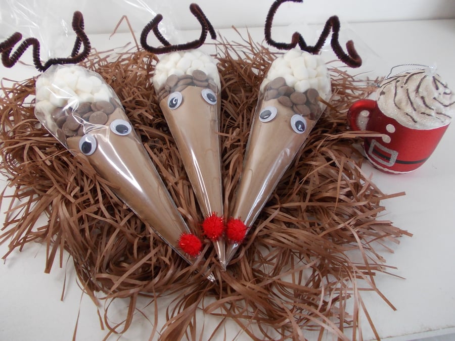 2 Reindeer Hot Chocolate Cones Christmas Eve Box filler Stocking Fillers class g