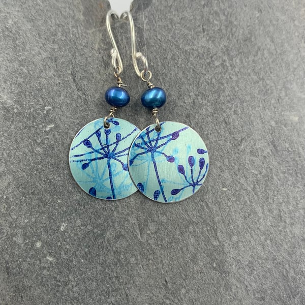 Pale teal and blue aluminium cow parsley circle earrings with pearl 