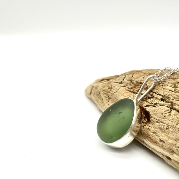Isle of Wight Green Sea Glass Necklace 