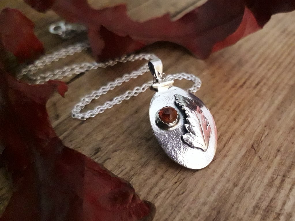 Oval Fern Leaf Amber Silver Necklace