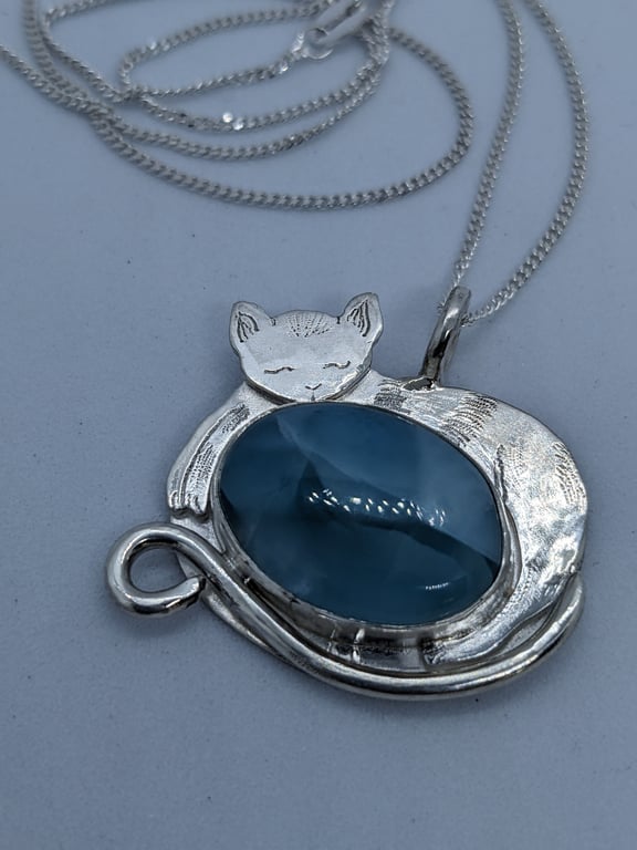 Sterling silver cat pendant