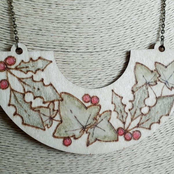 Pyrography wooden holly & ivy pendant