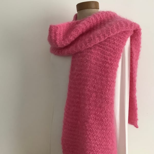  SCARF,'Atmosphere'. Alpaca, merino blend. Pink. Supersoft. Lightweight. 