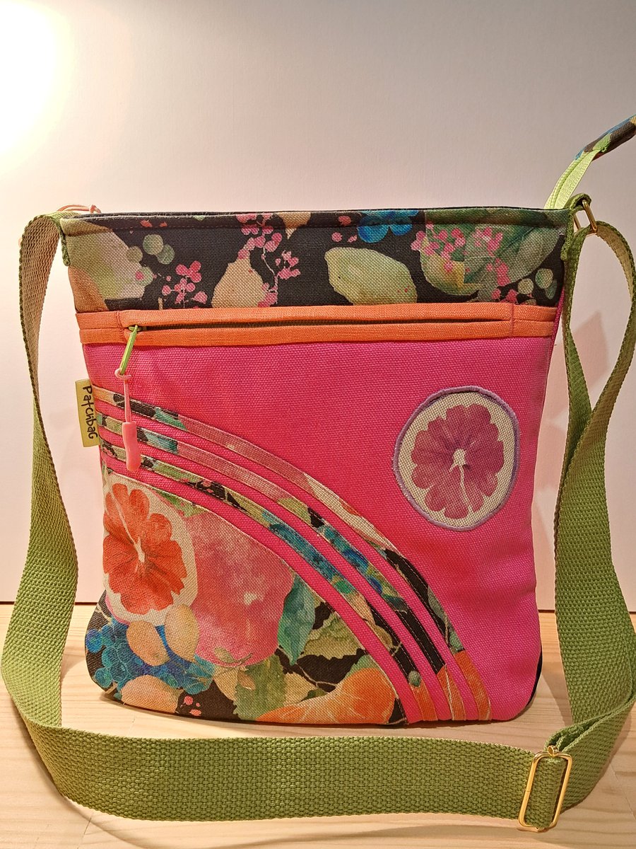 Pink handbag with watercolour fruits 