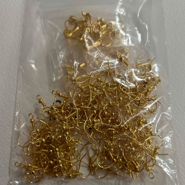 Gold earring findings for jewellery making (f28)