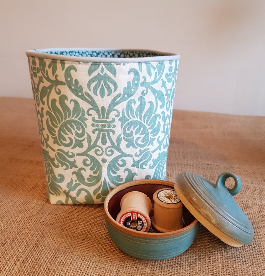 Fabric storage container: aqua design 
