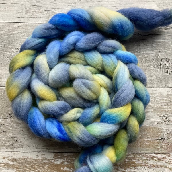 Falkland Spinning fibre 100g Yuletide blues 