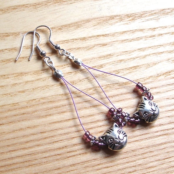 Pretty Purple Cat Bead Loop Bead Earrings, Gorgeous Gift for Her