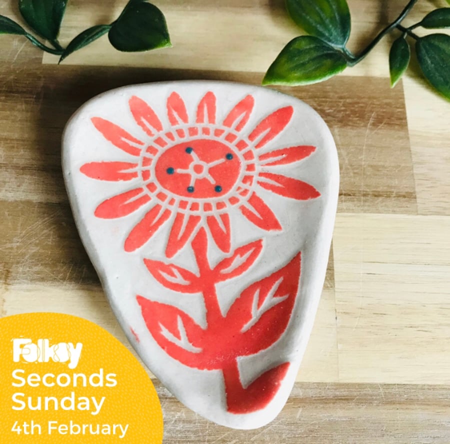 SECONDS SUNDAY Handmade stoneware red flower trinket ring jewellery dish 