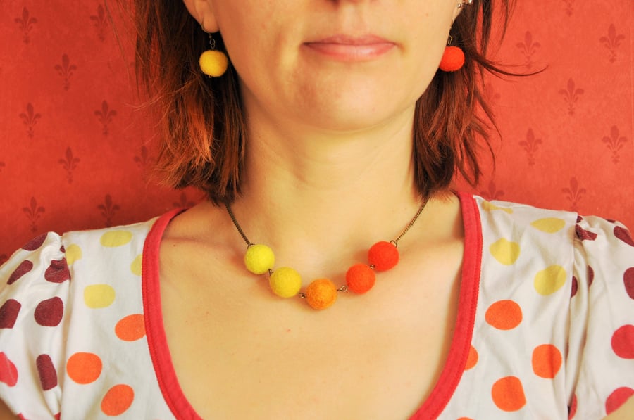 Sun summer jewellery set, Necklace earring set, Bronze necklace, Yellow orange