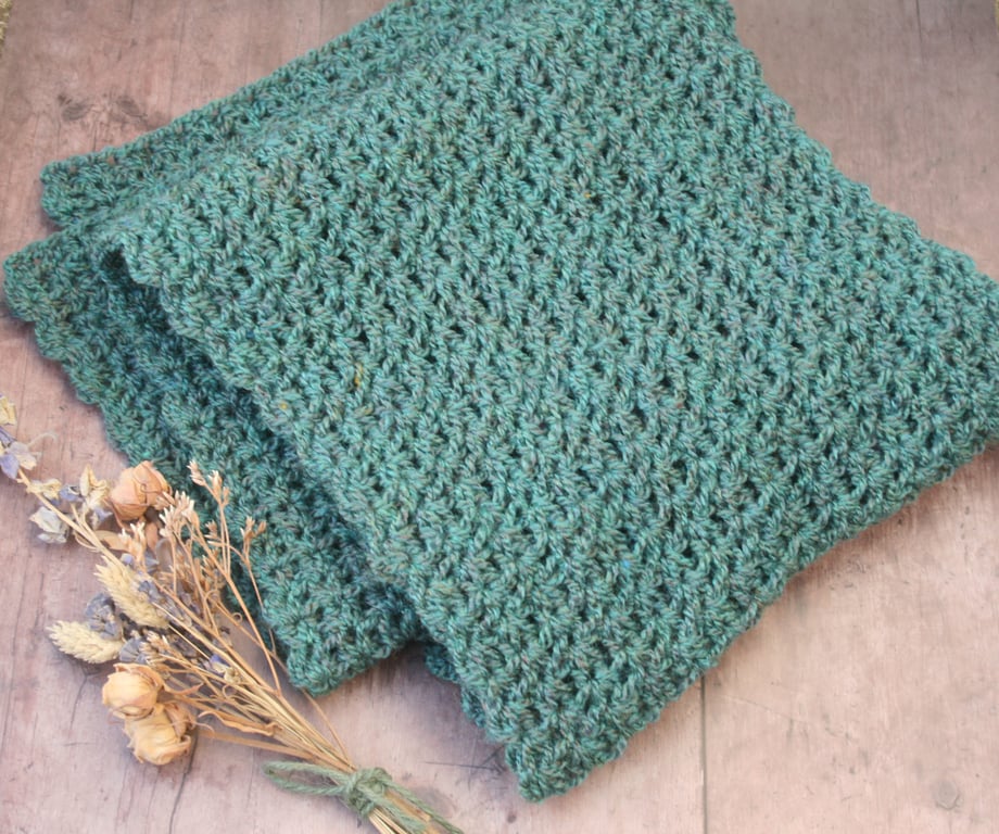 Tweed-effect Crocheted Scarf - Indoor Scarf - Bracken Scarf - Suitable for all 