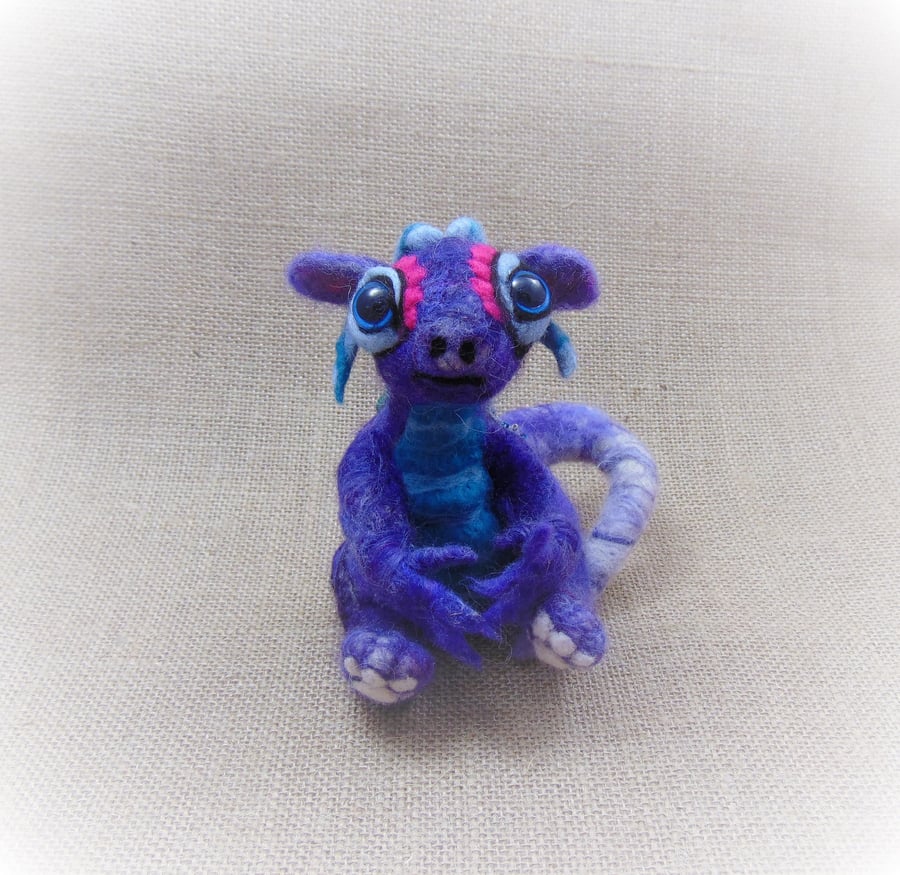 Little Dragon Sculpture, Felted Dragon Figurine, Cute Dragon, Baby Dragon
