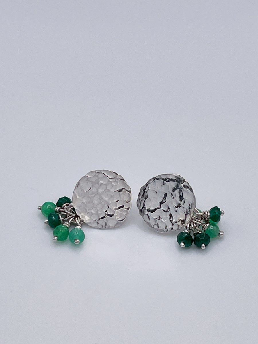 Hammered Disc Stud Earrings with Green Agate Stone