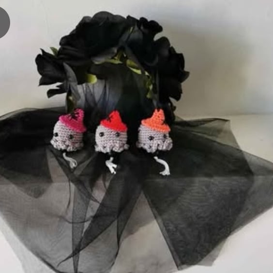 Set of 3 hanging Halloween Ghosts