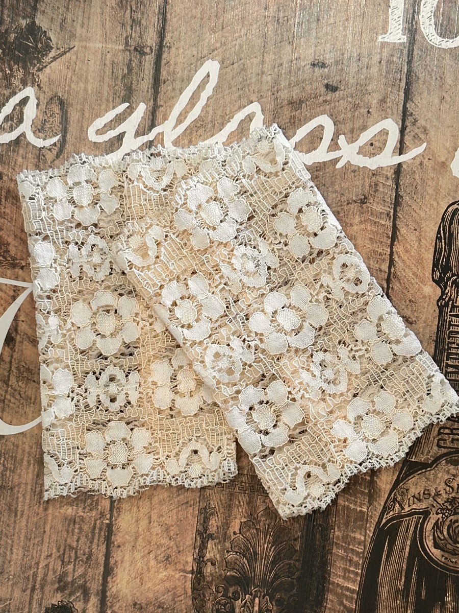 Lace cream long cuffs pair off perfect wedding accessories and prom wear