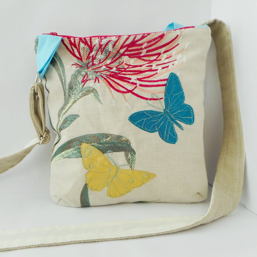 Linen and silk crossbody bag with zipped fastening and butterflies