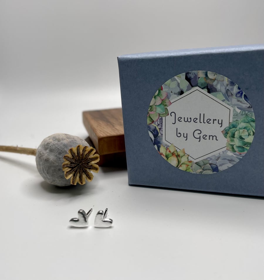 Wonky heart stud, in fine silver