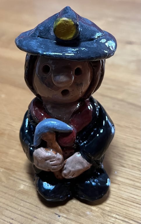 Tomos – Handmade Welsh Coal Miner Ceramic Figurine