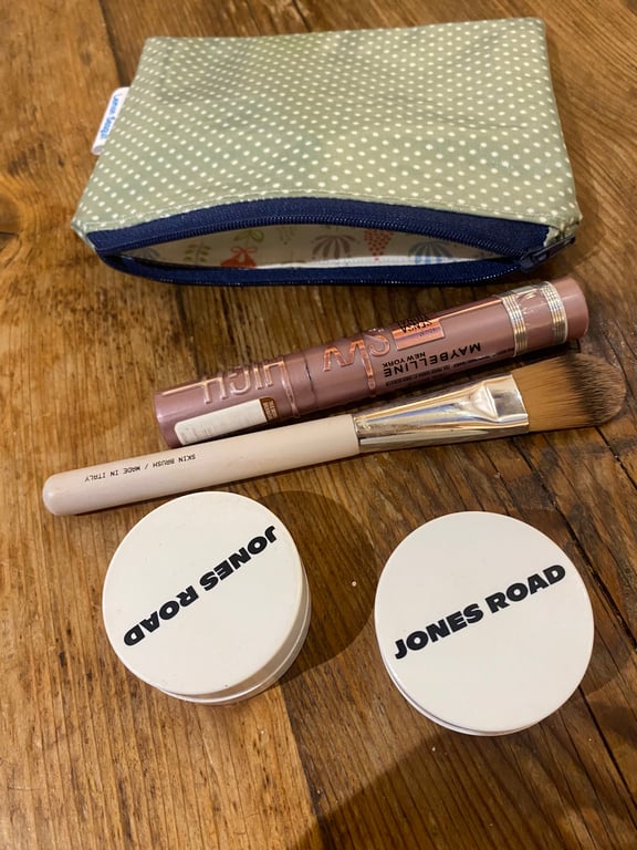 Oil Cloth Make Up Bag (817)