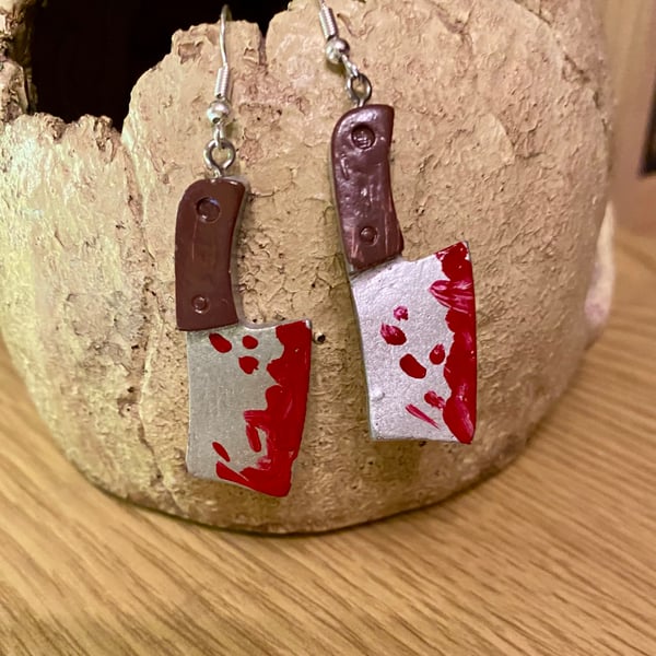 Slasher Horror Film Halloween Novelty Earrings 