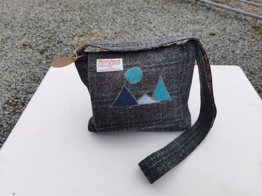 Harris Tweed "Skye Life Collection" crossbody bag 