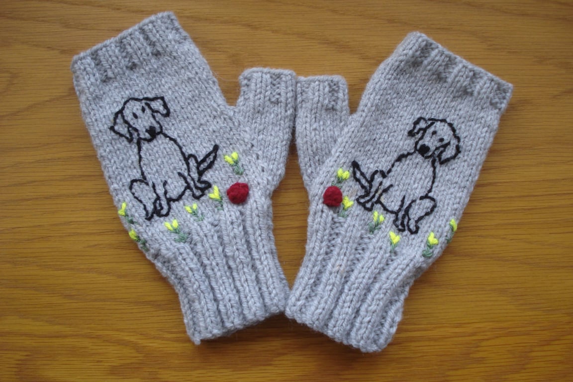  Grey Fingerless Gloves Hand Knitted With Embroidered Puppy Dog (J1)