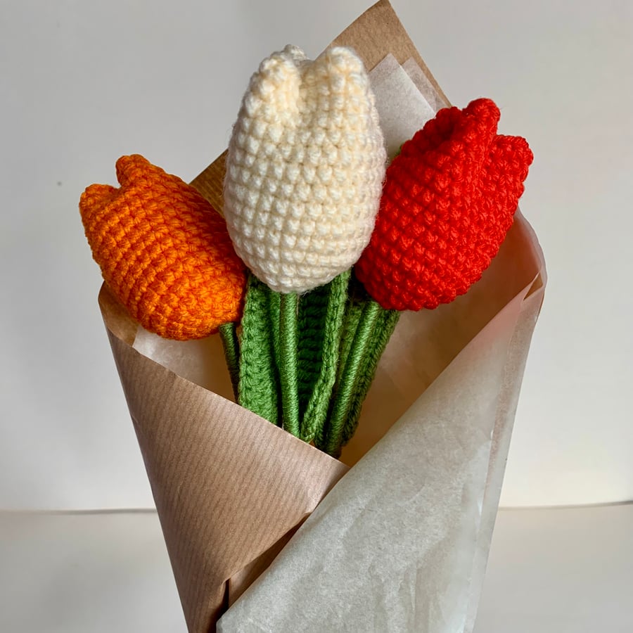 Crochet tulips, 3 shades of orange, tulip mini bouquet, everlasting flowers