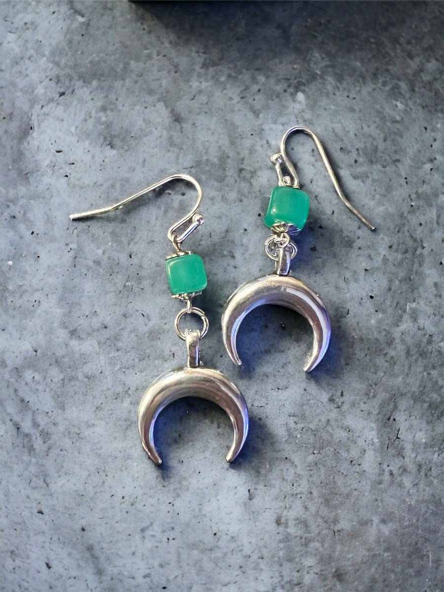 Uranium glass bead and moon earrings 