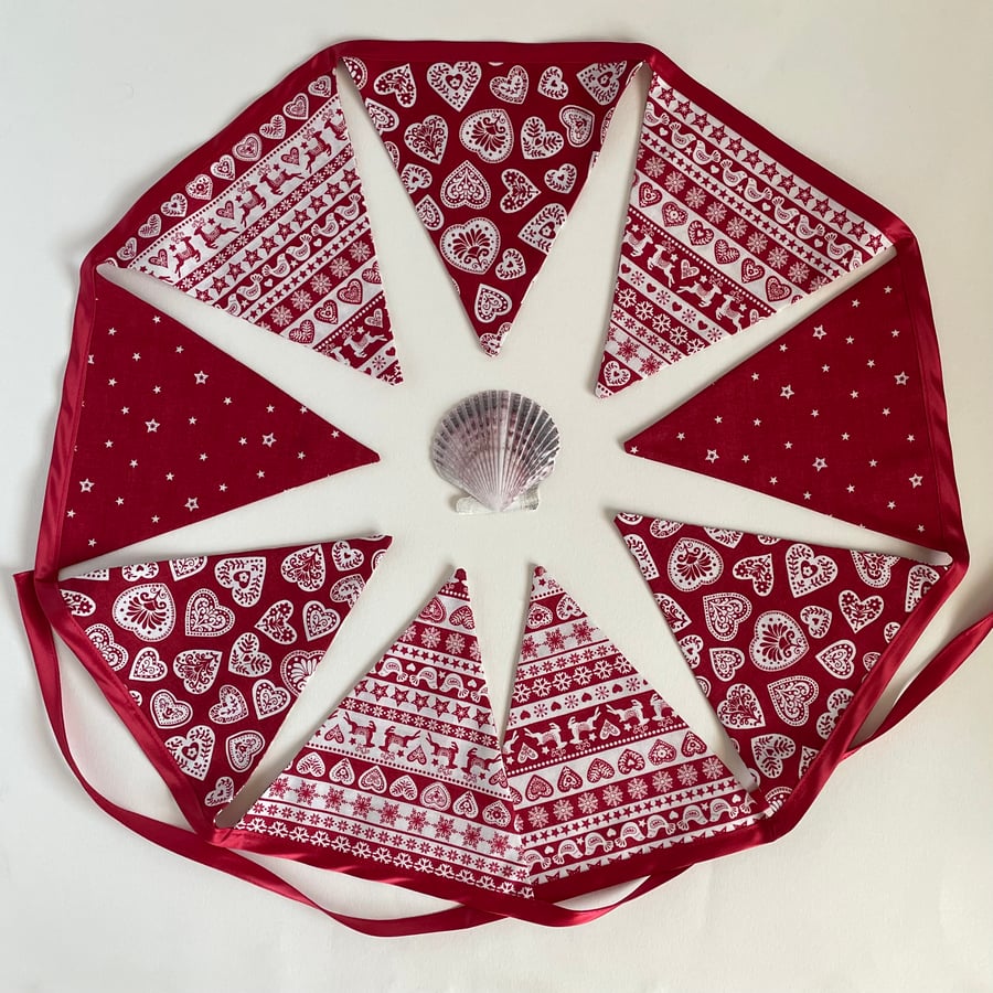 Scandi Bunting 2 - large 