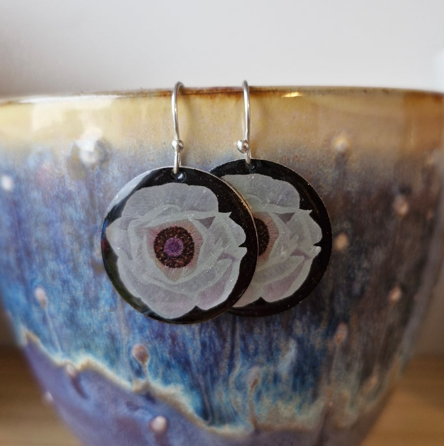 Anemone Earrings