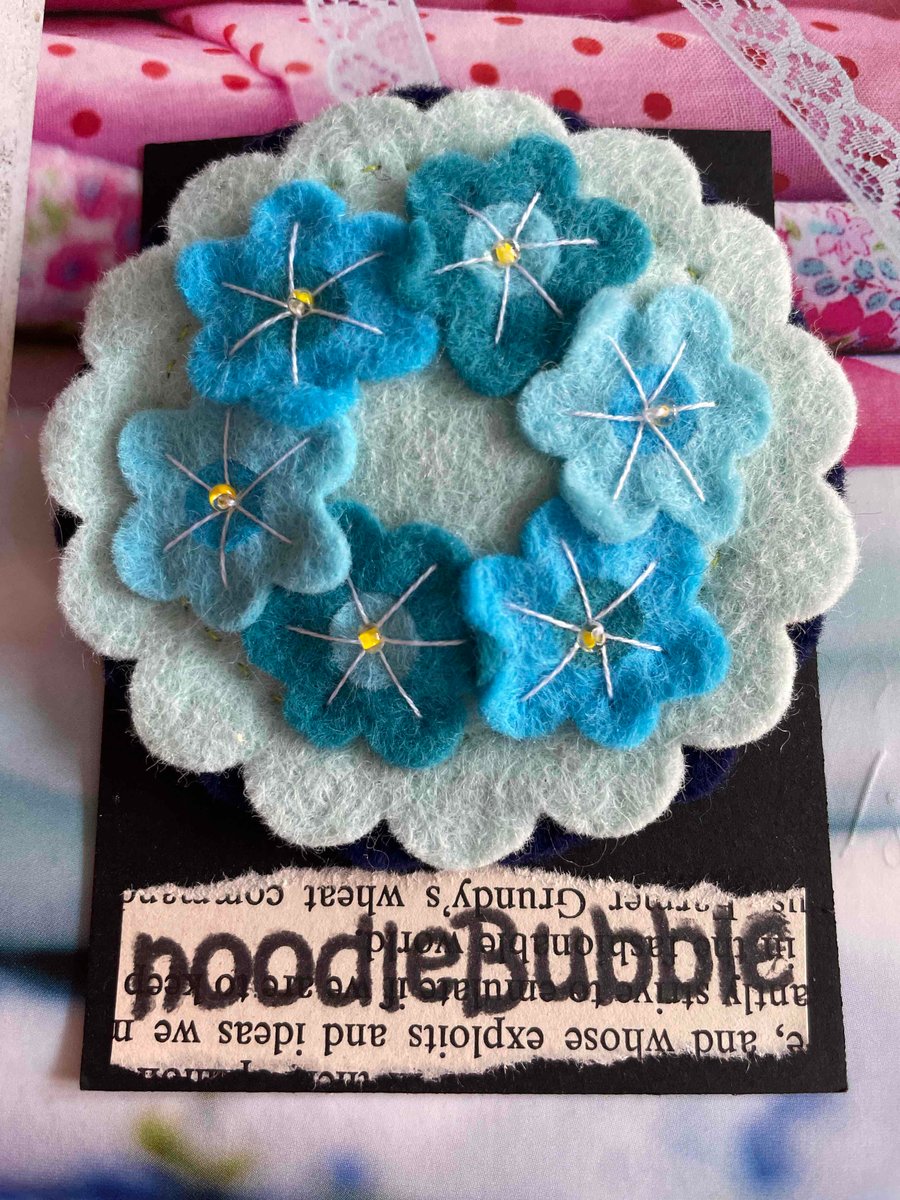 Forget Me Not Felt Brooch 