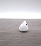 small white glass cat figure - Image 3