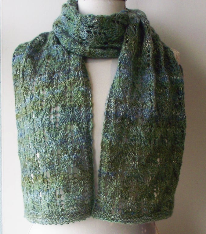 Lacy Scarf, Green & Blue Merino & Rose Fibre, Handspun Knitted 