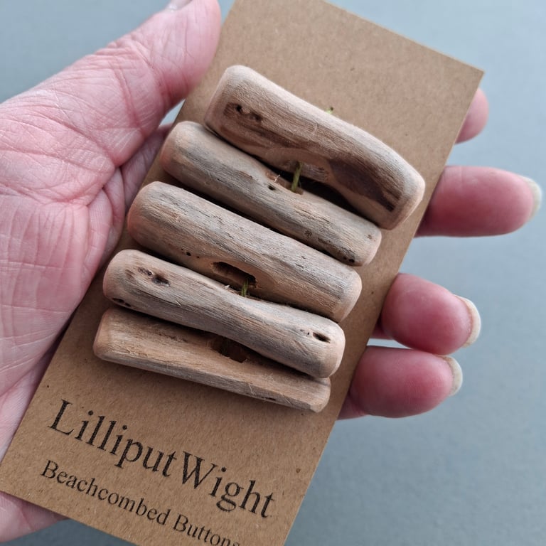 Set of five chunky driftwood toggle buttons with single hole
